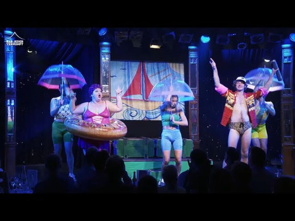 Bar TV: Rosa von Praunheims Die Bettwurst – Das Musical! (Premiere 2022)